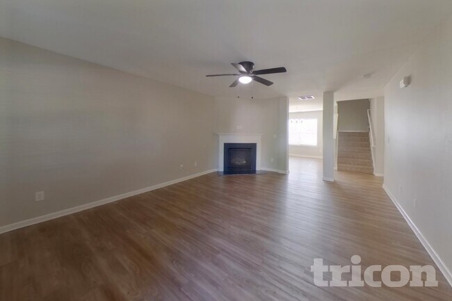 Foto del edificio - 13730 Elsie Caldwell Ln
