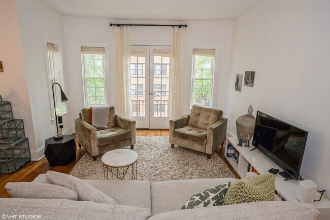 Foto del edificio - 2526 Jackson Ave