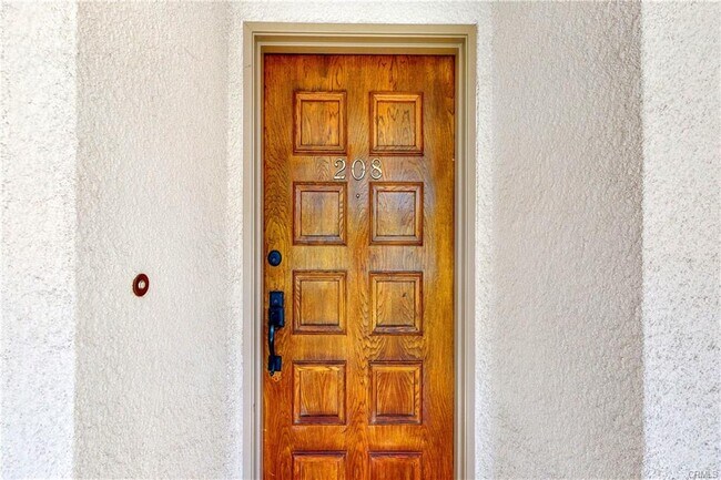 Foto del edificio - 4415 Saugus Ave