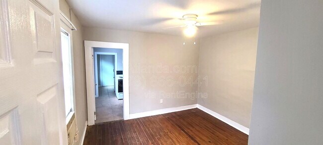 Foto del edificio - 66 Chester Ave SE