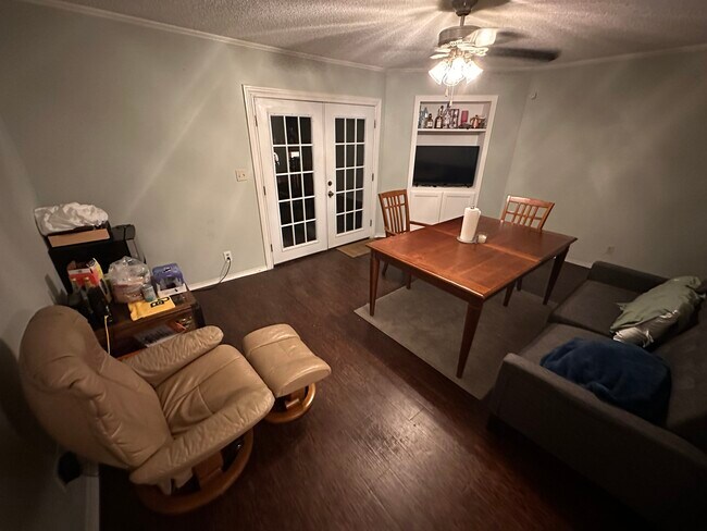 Foto del edificio - 600 Bagby Ave