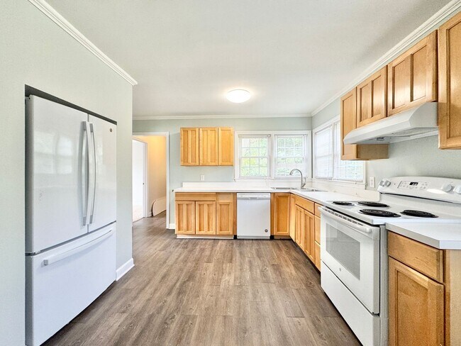 Foto del edificio - 3-Bedroom Ranch-style Home near Guilford C...