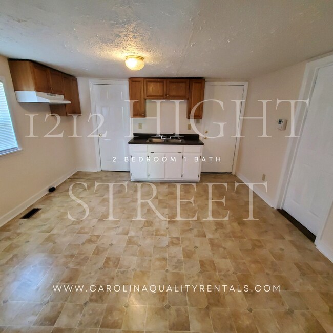 Foto del edificio - 2 bedroom 1 bath house