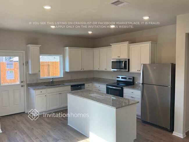 Building Photo - 8204 Burnt Orchid Dr