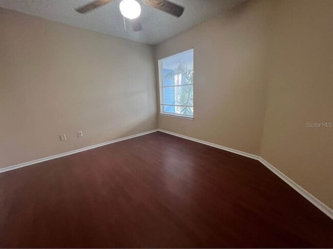 Building Photo - 718 Sugar Bay Way