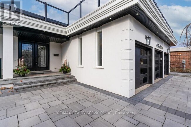 Building Photo - 30 Queen Post Dr