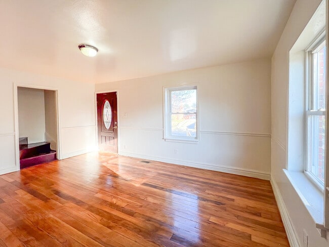 Building Photo - 2101 Gordon St