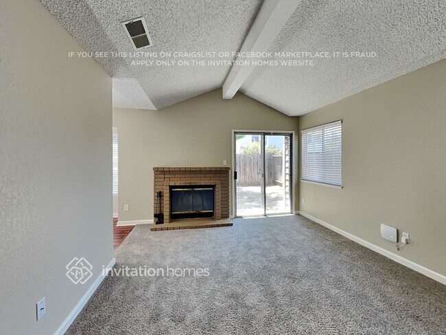 Foto del edificio - 3612 Leafwood Cir