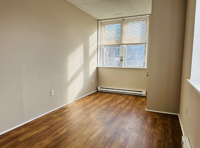 Foto del edificio - 205 W 4th St