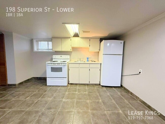 Building Photo - Basement Unit in Prime LaSalle Location!