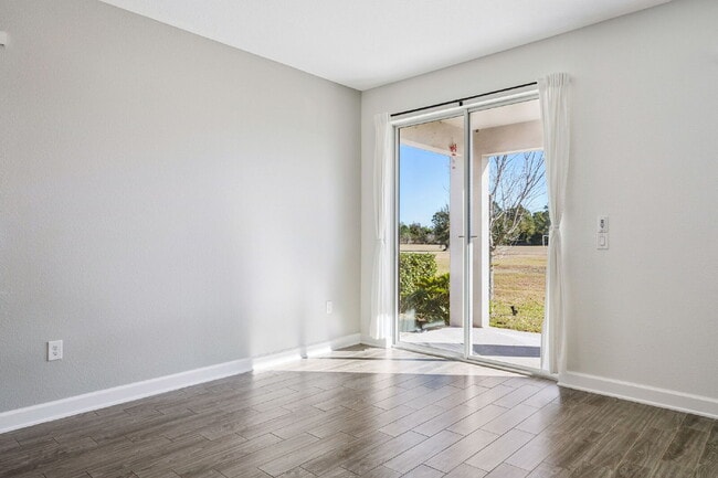 Foto del edificio - Spacious 3-Bedroom, 2.5 Baths Townhouse Retreat in Prime Orlando Location!