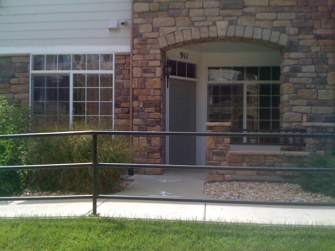 Primary Photo - 12711 Colorado Blvd