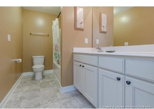 Foto del edificio - 1400 Harvest Hill Ct