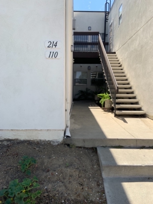 Building Photo - 1150 W Phillips St