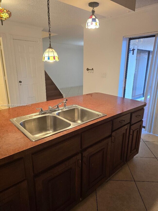Foto del edificio - 8369 N Coral Cir