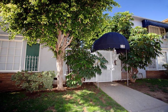 1811 el norte de Cherokee ¡Avenue - 1811 North Cherokee Avenue
