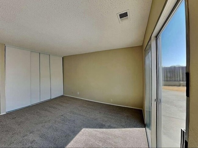Foto del edificio - 3442 Chandler Cir