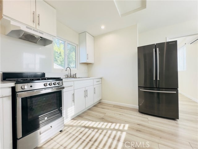 Foto del edificio - 8237 Jellico Ave