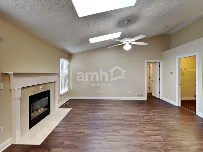 Foto del edificio - 1199 Onaway Ct
