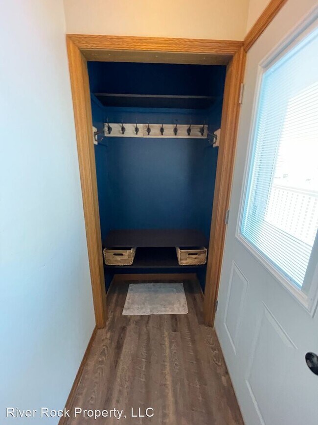 Foto del edificio - 3 br, 2 bath House - 202 19th St E