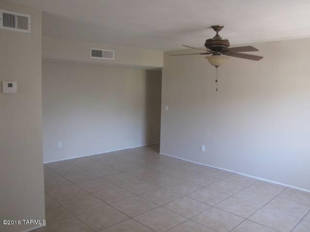Foto principal - 6642 East Calle Alegria