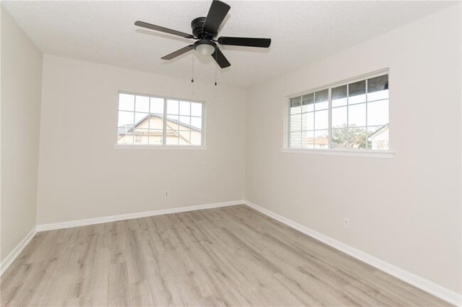 Building Photo - 5506 Dominica Dr