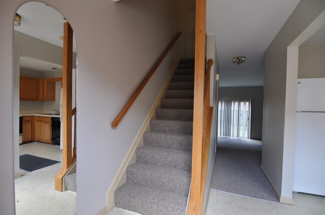 Building Photo - 206 Roundhouse Ct