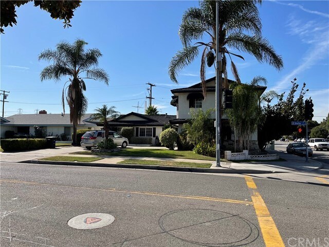 Foto principal - 1688 N Shaffer St