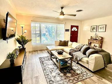 Photo - Bright & Cozy Home in a Prime Location
