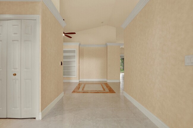 Foto del edificio - 12751 Touchstone Pl