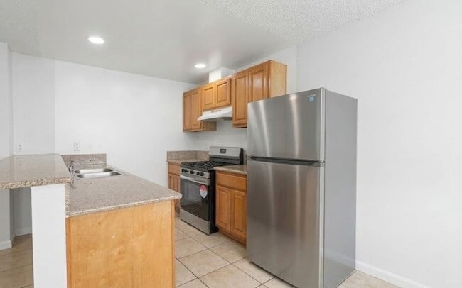 Building Photo - 1661 259th St