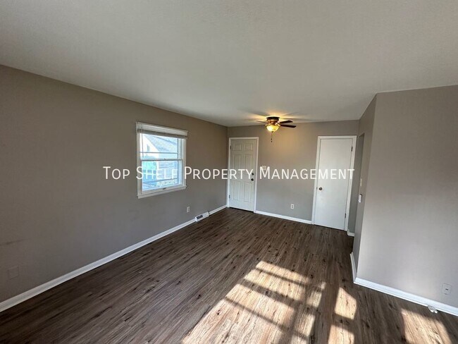 Foto del edificio - 3810 SW 12th St