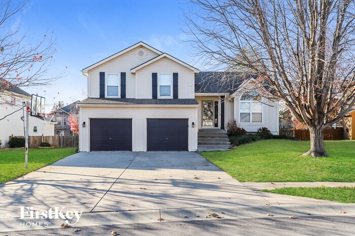 Primary Photo - 11216 N Sycamore Ct