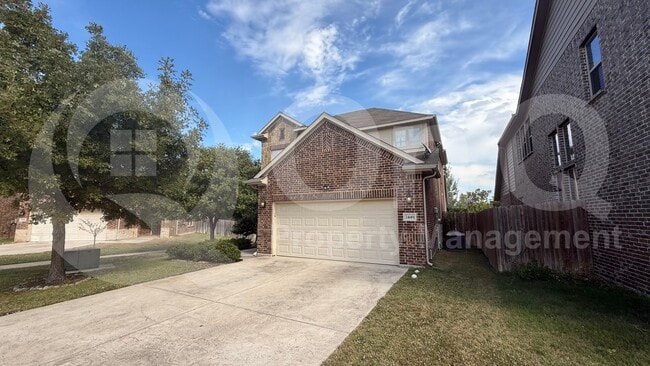 Building Photo - 2449 Avalon Ct