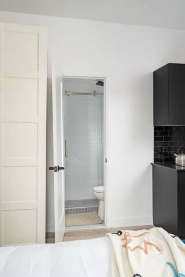 Building Photo - 2020 R. Saint-Denis