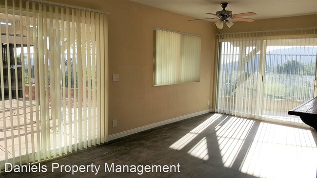 Foto del edificio - 3 br, 2 bath House - 8404 Sunview Drive