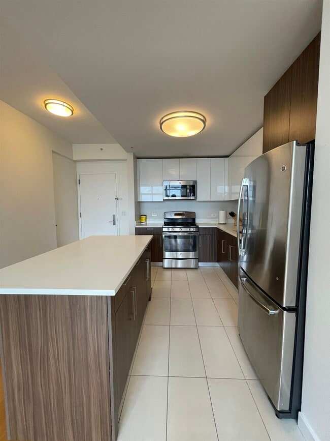 Foto del edificio - 110 1st St