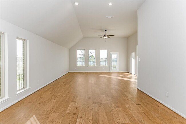 Building Photo - 836 Marisol Bay Dr