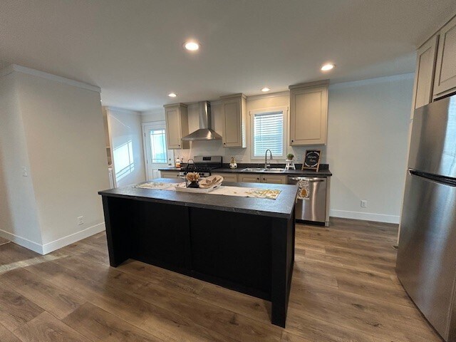 Foto del edificio - 39500 Warren Rd