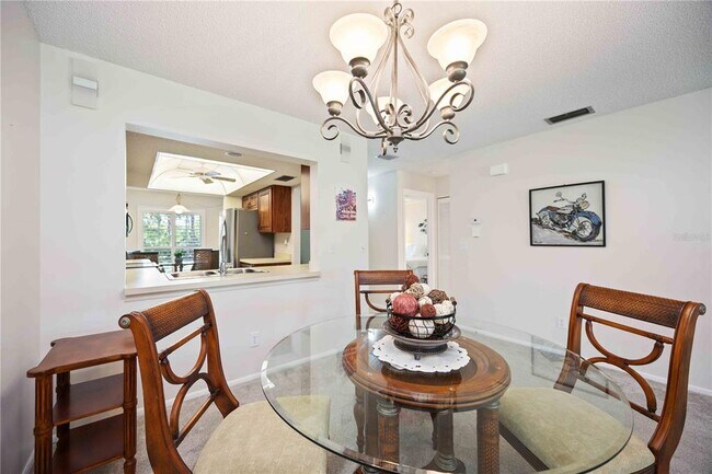 Foto del edificio - 4321 Longmeadow