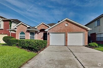 Building Photo - 26903 Regency Pines Dr