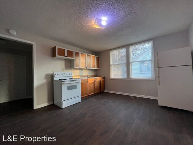 Foto del edificio - 2 br, 1 bath House - 102 Summit Street