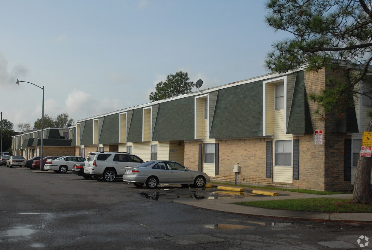 Timberlake Courts Apartments Beaumont, TX