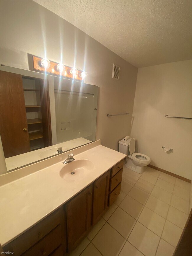 Foto del edificio - 2 br, 1.5 bath House - 3221 12th St S