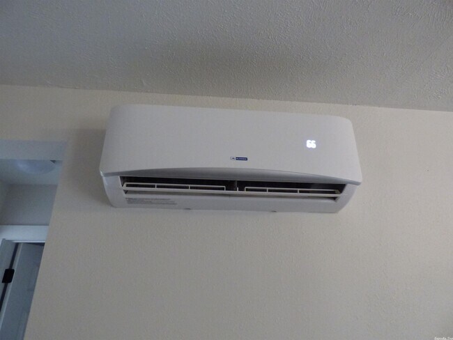 Foto del edificio - 6 Powhatan Dr