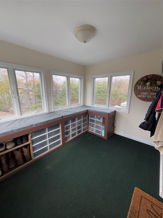 Building Photo - 231 Blauvelt Rd