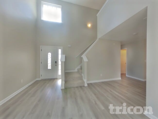 Building Photo - 2003 Bertha Ct