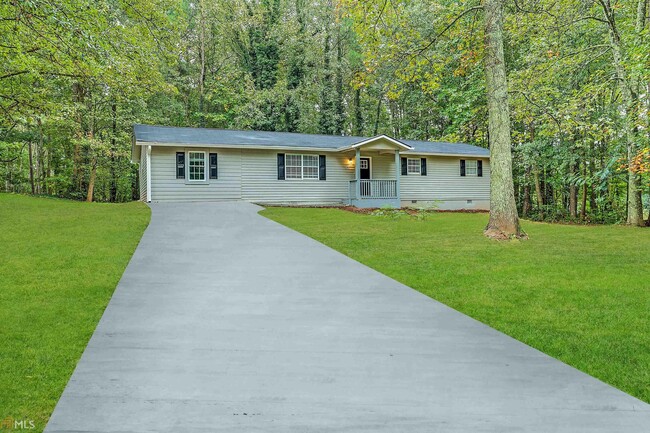 Building Photo - 6297 Silver Creek Ln