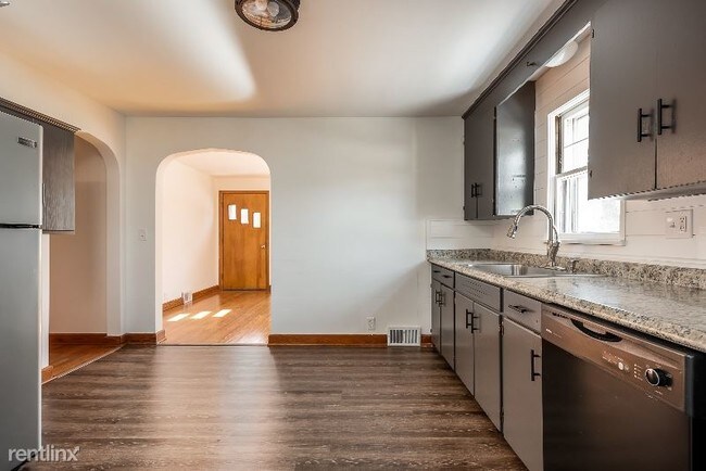 Building Photo - 3 br, 1 bath House - 4525 Saint Marys Rd
