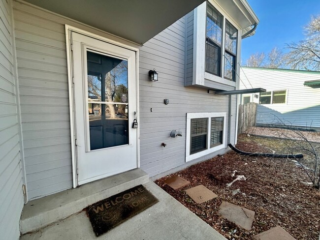 Building Photo - Completely Remodeled Home for Rent in Northwest Longmont